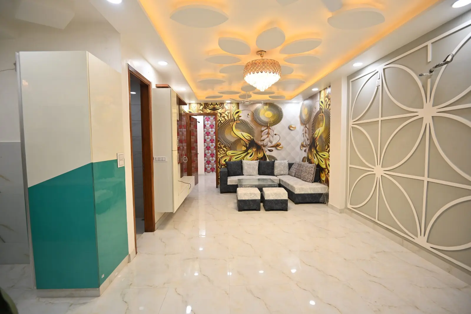 Photo 1 of 6: 3 BHK Flat Near Metro, Uttam Nagar, listing 202602