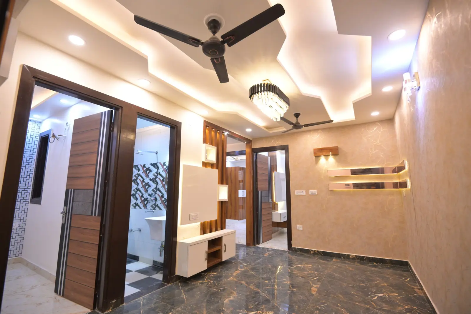 Photo 1 of 5: 2 BHK Registry Flat, Dwarka Mor, listing 202605